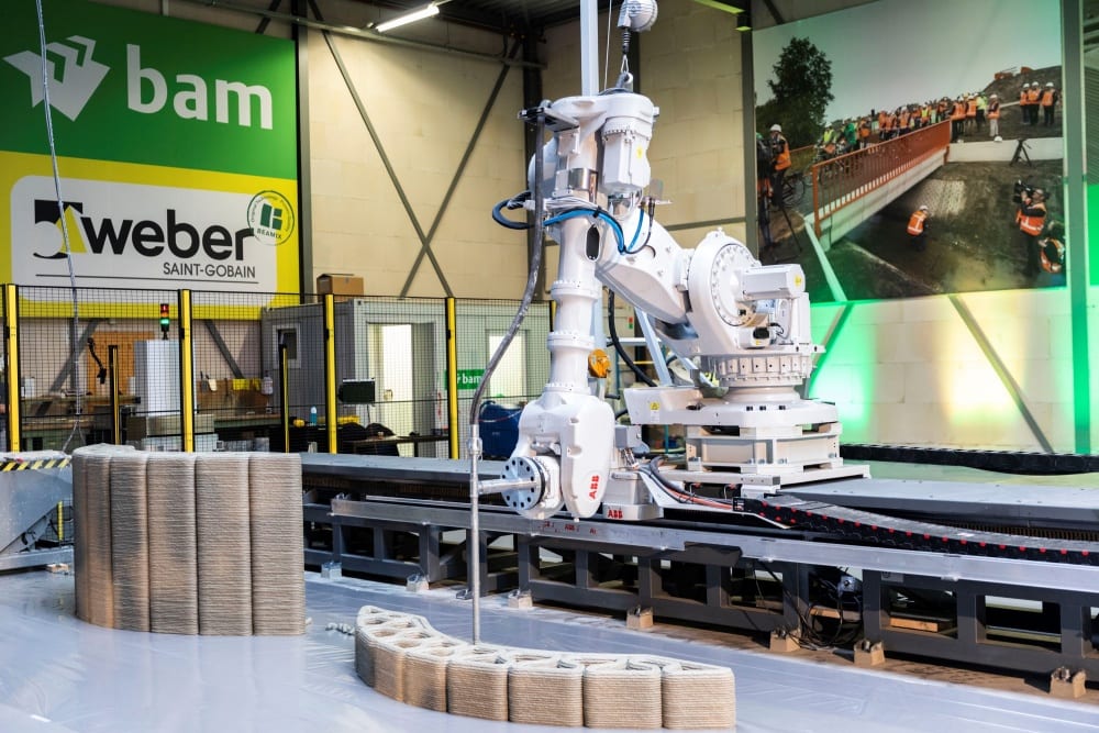 Dutch contractor BAM Infra and materials company Weber Beamix have joined forces with the Eindhoven University of Technology (TU/e) to set up Europe’s first industrial 3D printing factory for concrete.